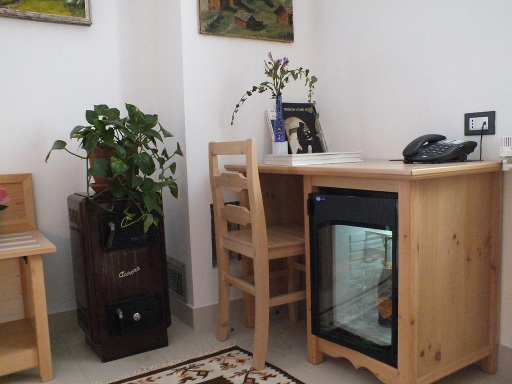 R&B La Gerla Blu Bed & Breakfast Tolmezzo Room photo